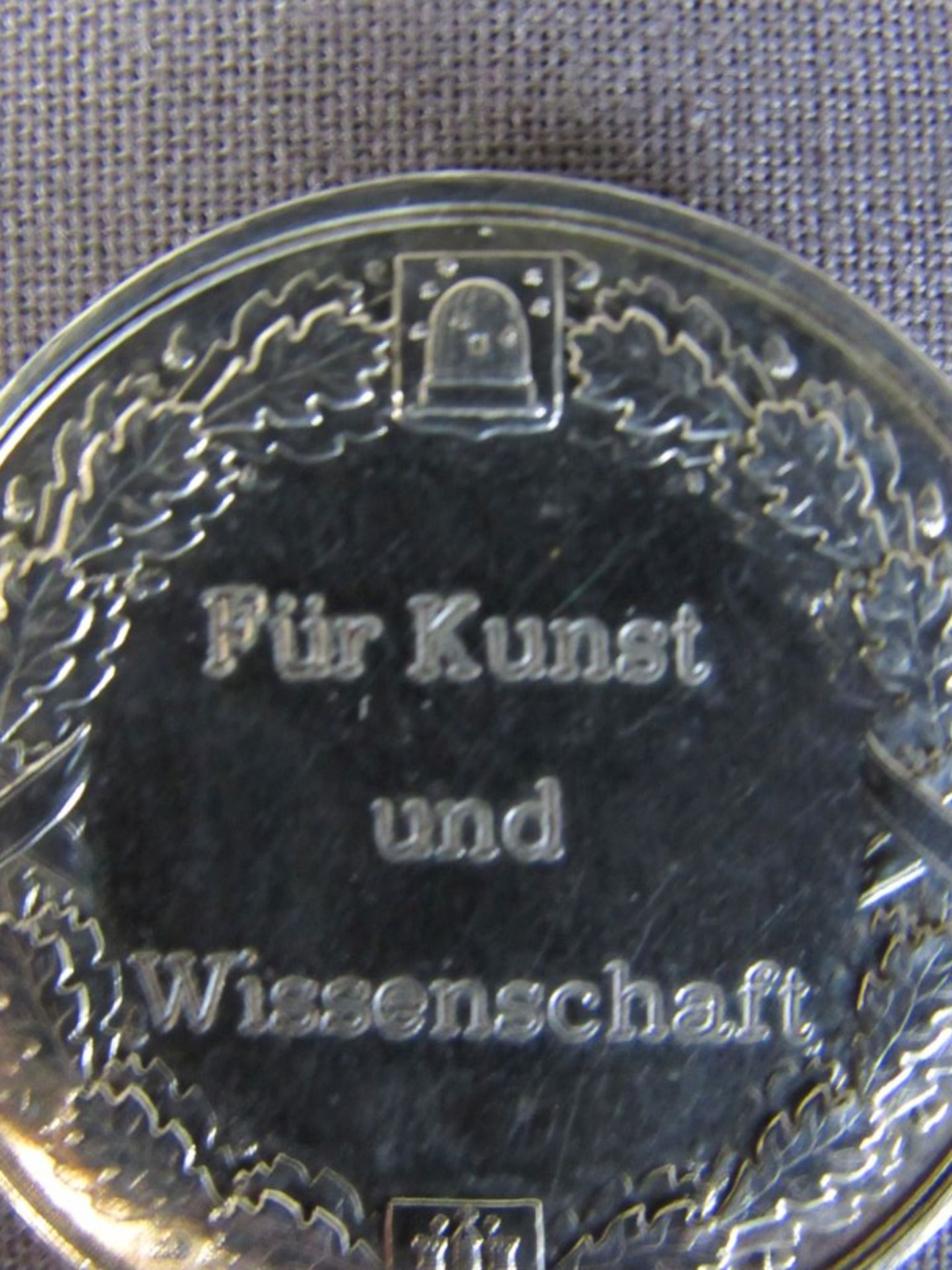 Medaille in original Schatulle für - Bild 7 aus 9