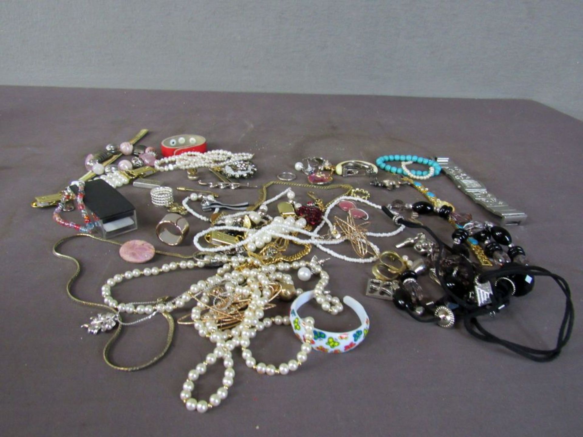 Konvolut Schmuck unsortiert und - Image 7 of 8