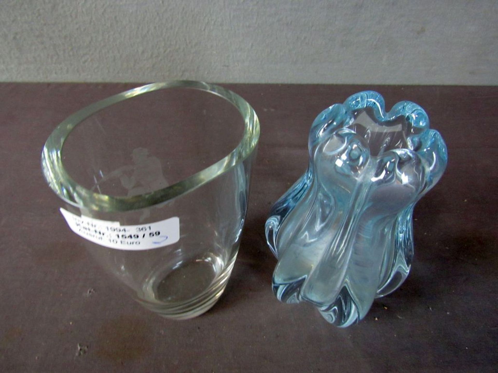 Zwei Designerglasvasen 15,5cm und - Image 2 of 4