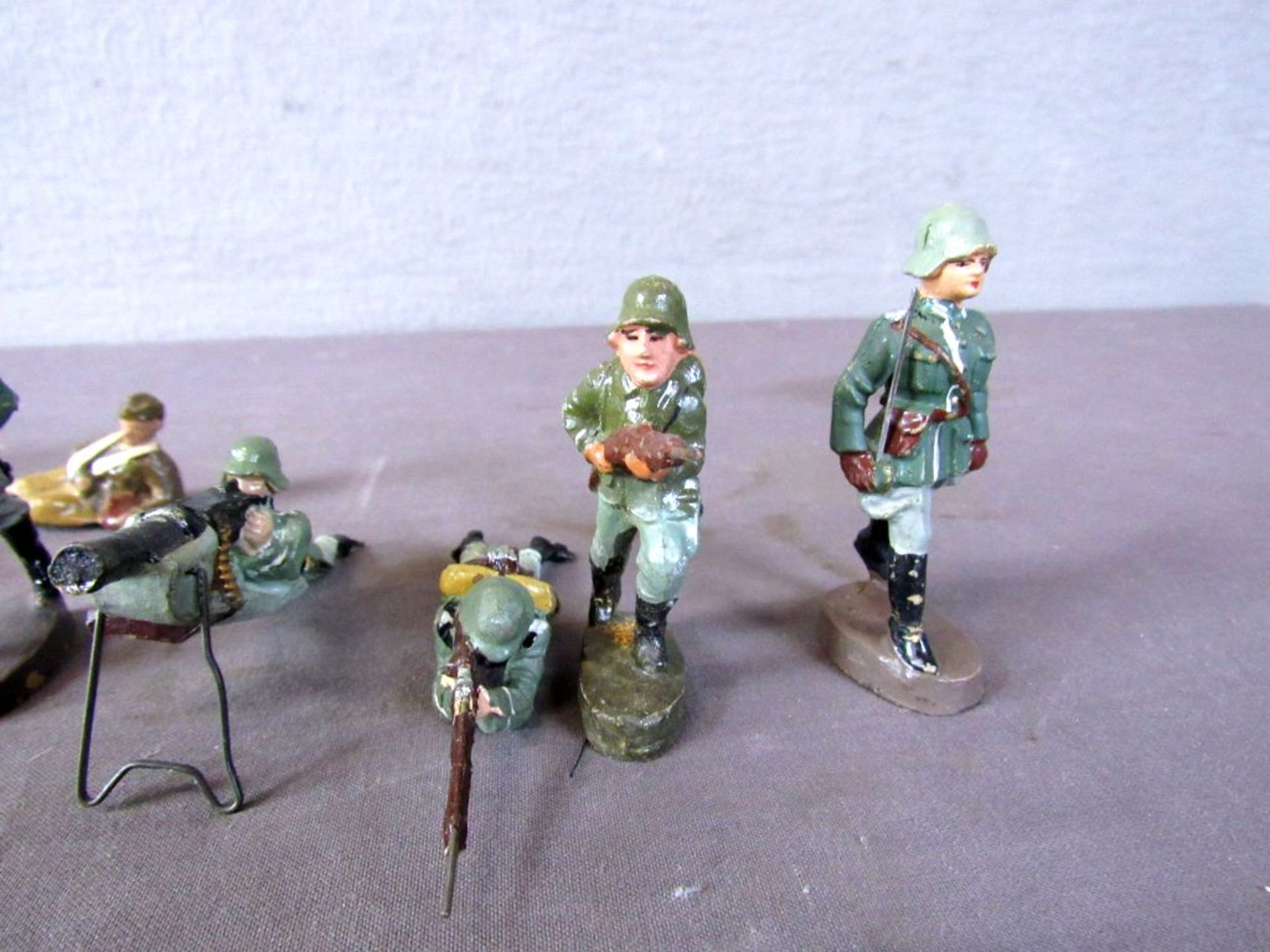 Große Spielzeugsoldaten 3.Reich + - Image 2 of 11