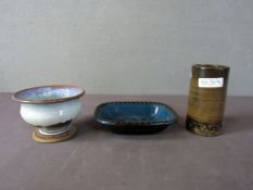 Drei Teile Keramik zwei Schalen und