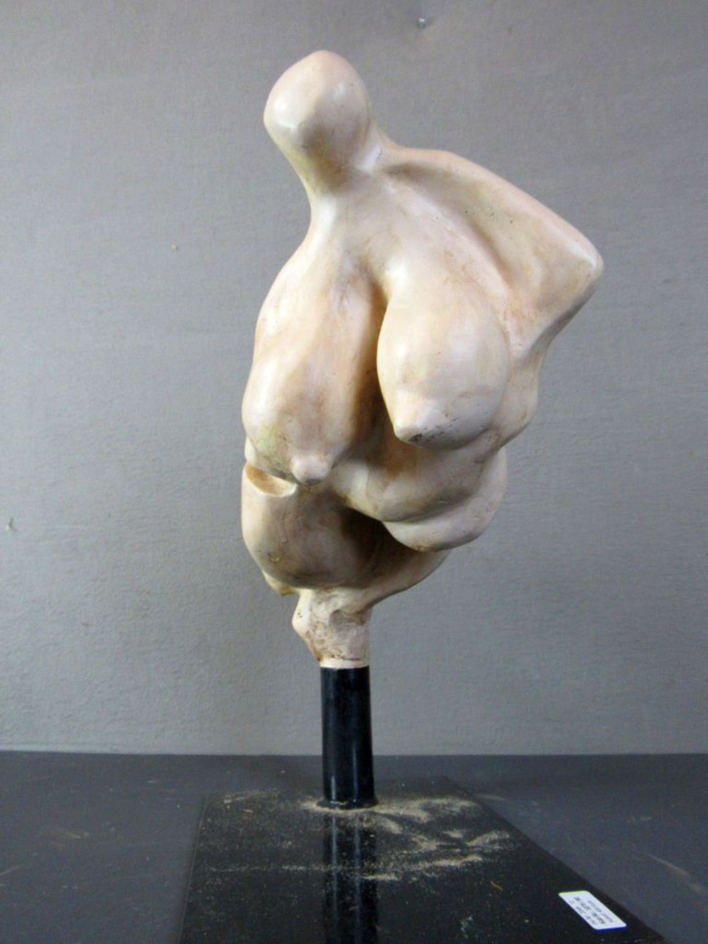 Kubistische Skulptur Gips weiblicher - Image 7 of 10
