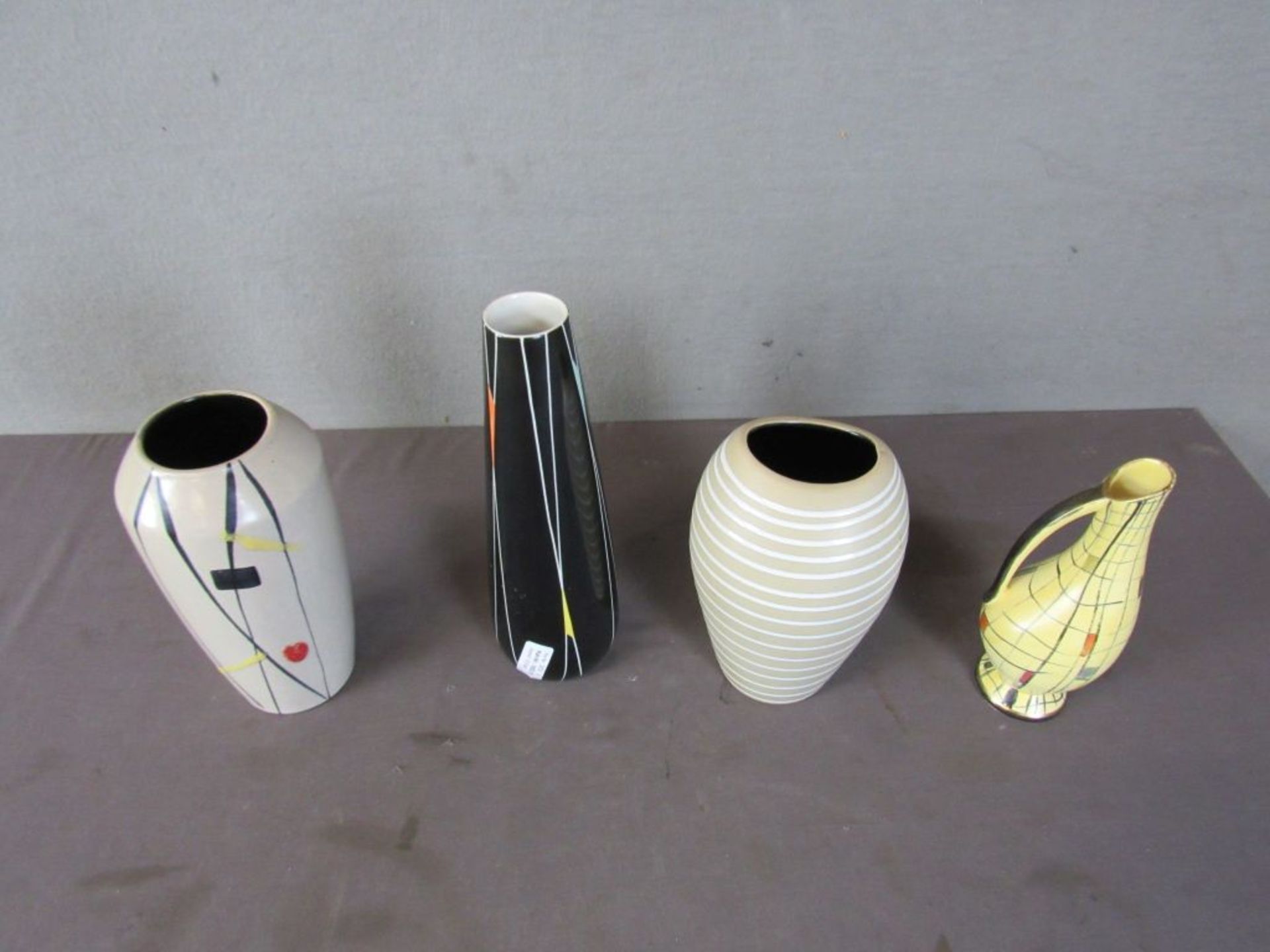 Vier Vintage 50er Jahre Vasen Keramik - Bild 2 aus 6