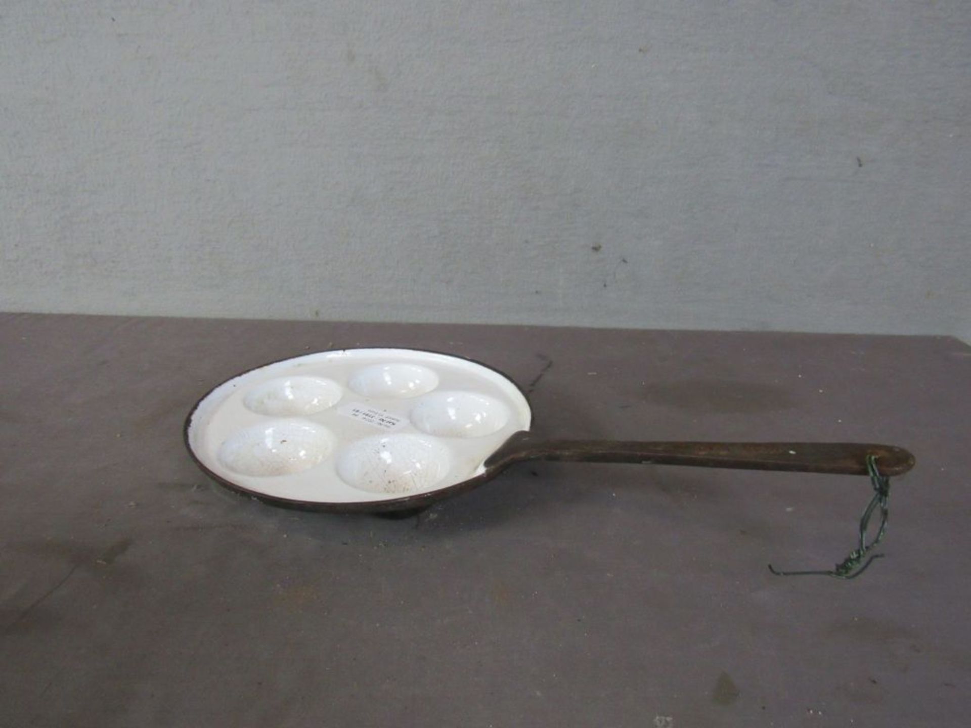 Antike gußeiserne Schneckenpfanne - Image 2 of 5