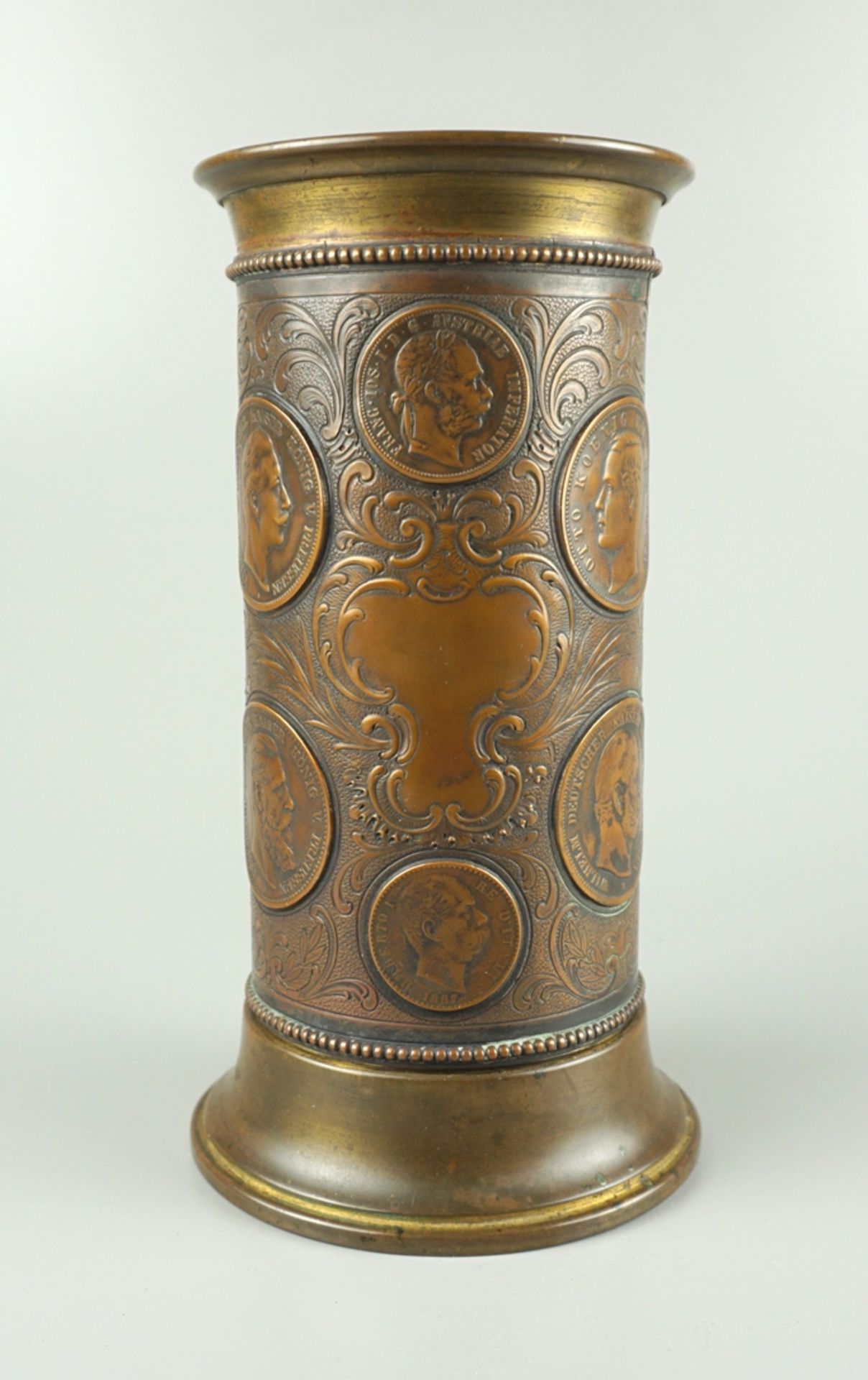 Vase mit Münzprägungen Preussen, Anfang 20.Jh.