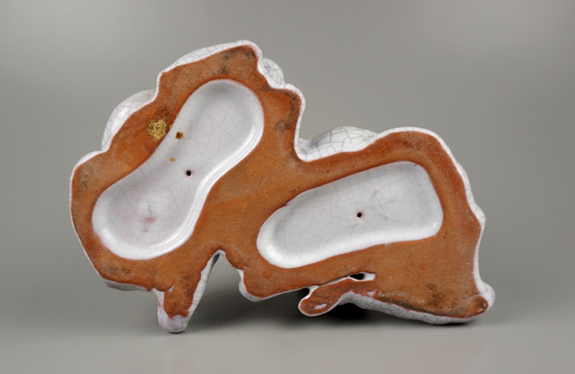 Lying fawns, glazed, Karlsruhe Majolica, model no. 5051 - Image 3 of 3