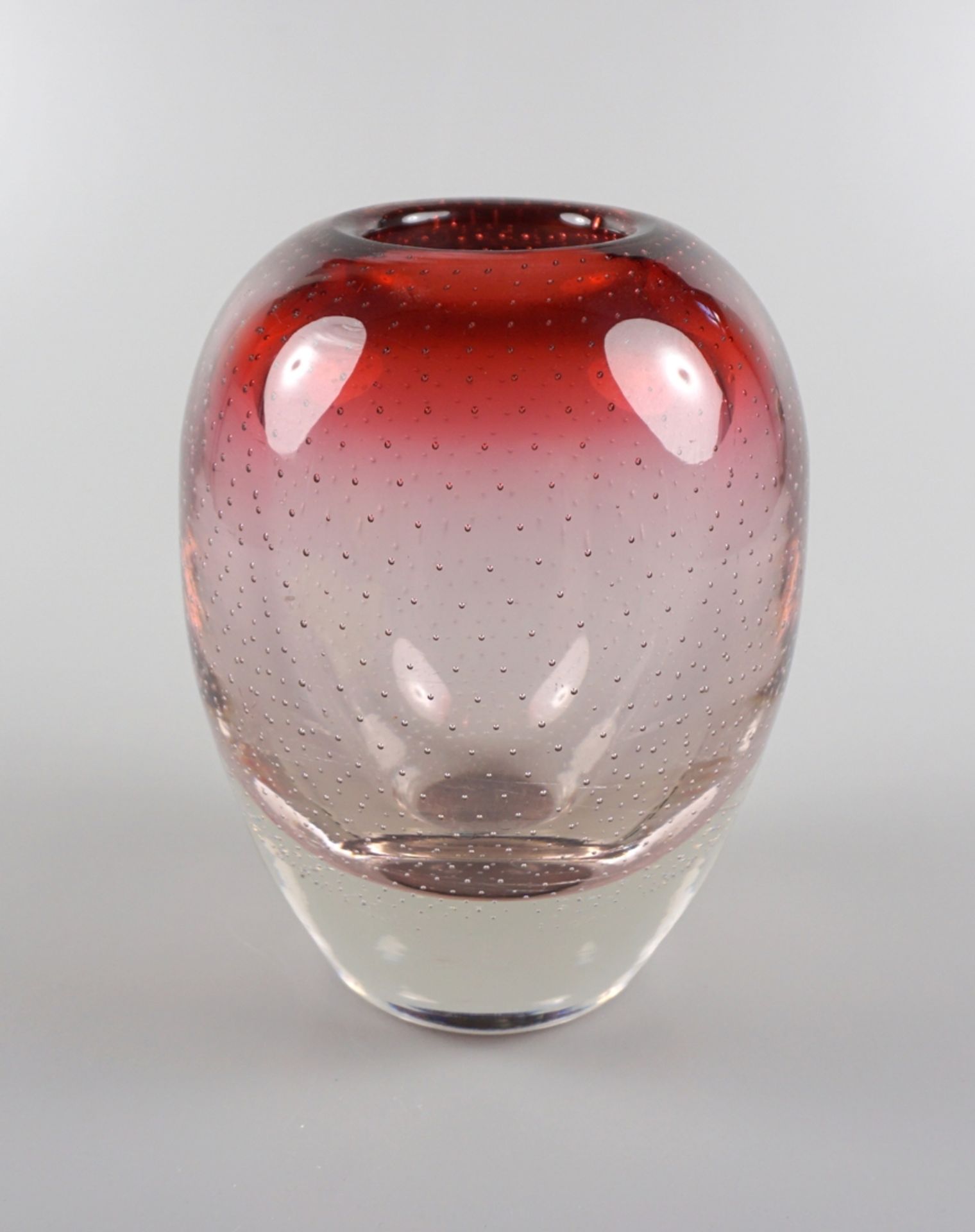 Perlora-Vase "Dexel-Ei", rosé überfangen im Verlauf, Walter Dexel für WMF, Entwurf 1950er Jahre, H.