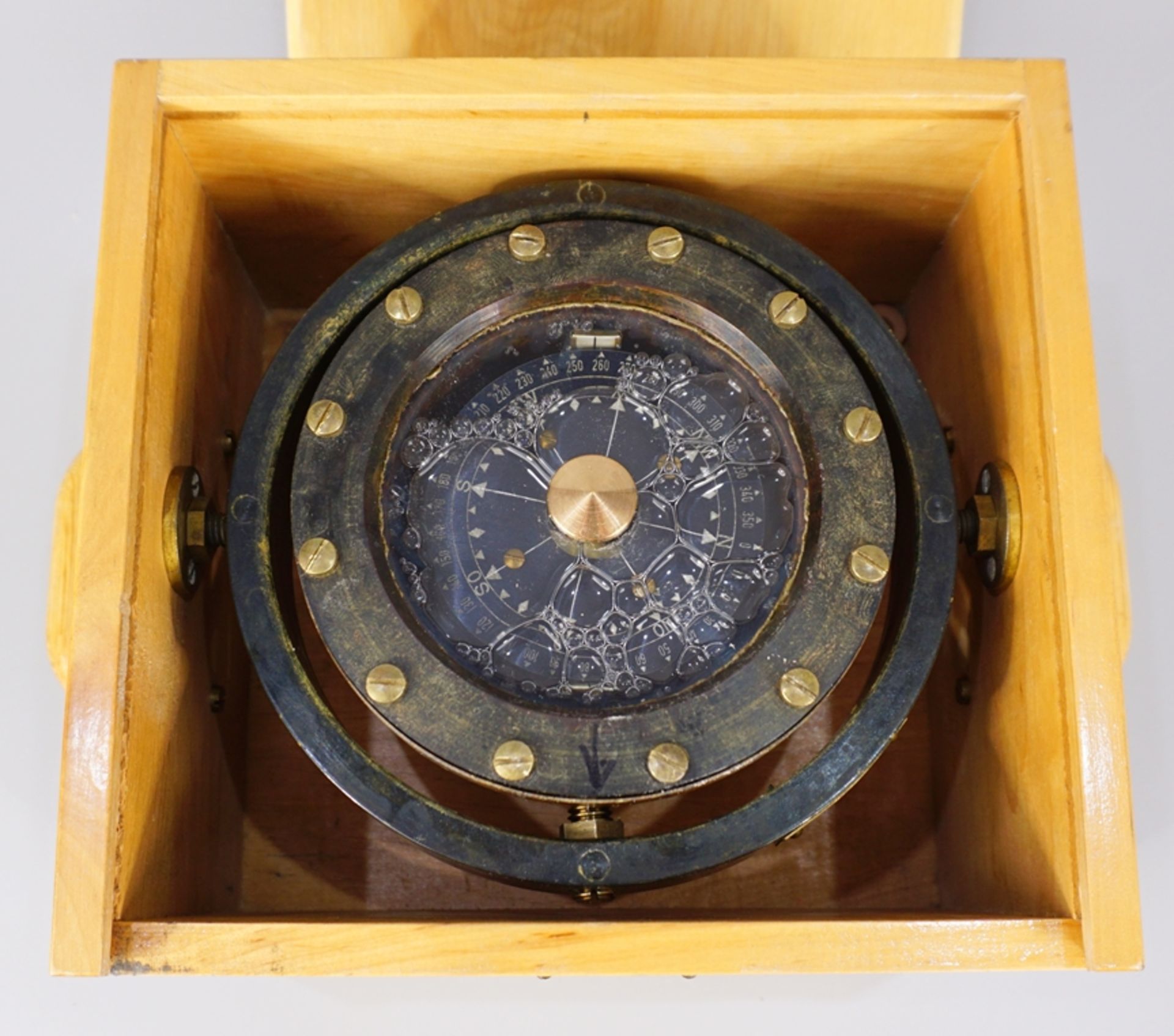Kompass/ Schiffskompass Typ 7.51.20, VEB Schiffselektronik Rostock