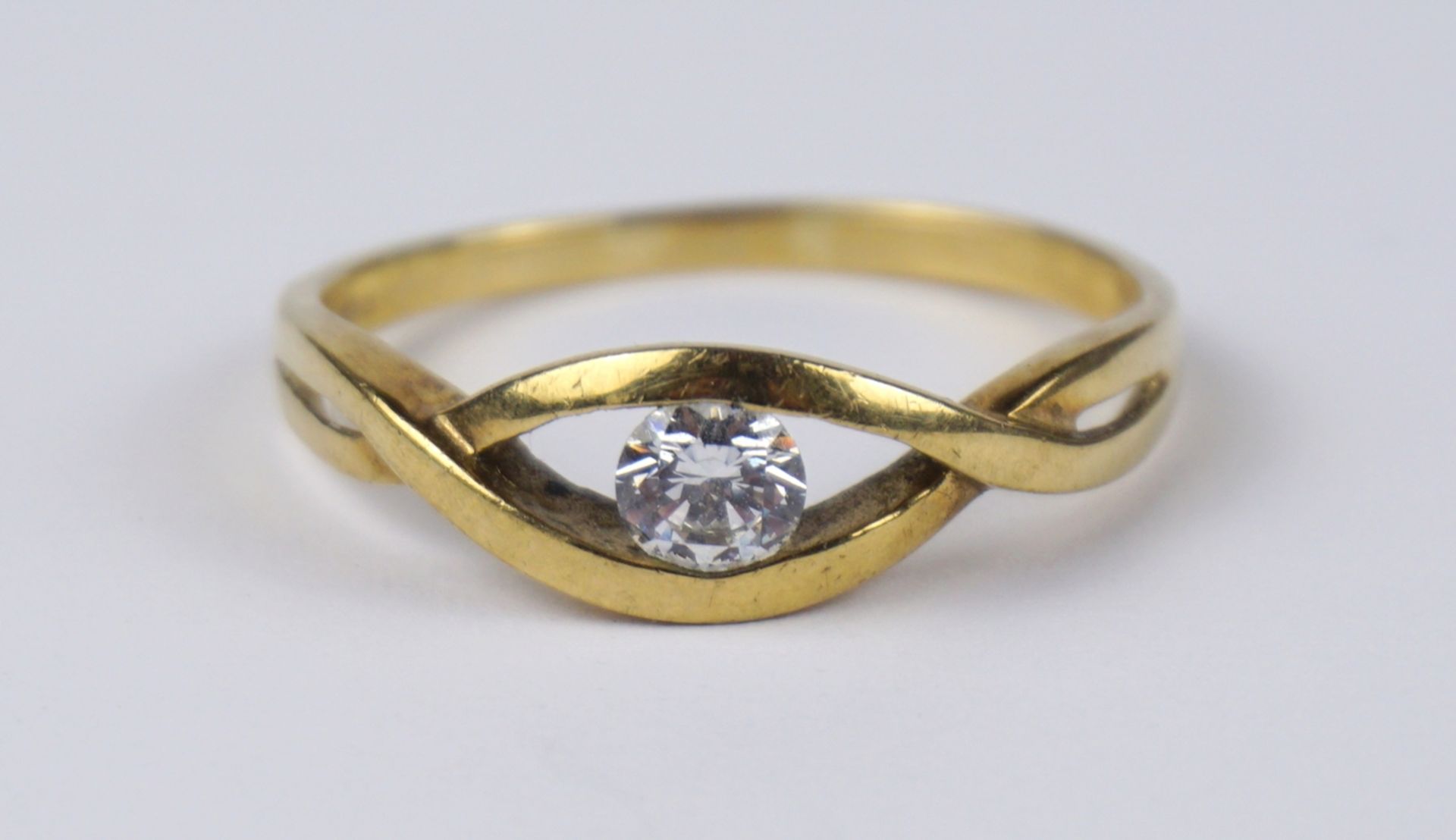 Ring mit Zirkonia, 333er Gold, Gew.3,7g