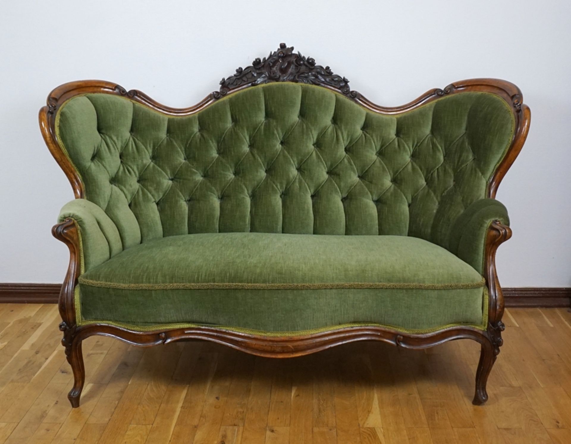 Sofa mit grüner Samtpolsterung, um 1870