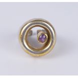 Ring mit kleinem, ovalen Amethyst-Cabochon in Goldfassung, 800er Silber, Gew.17,65g
