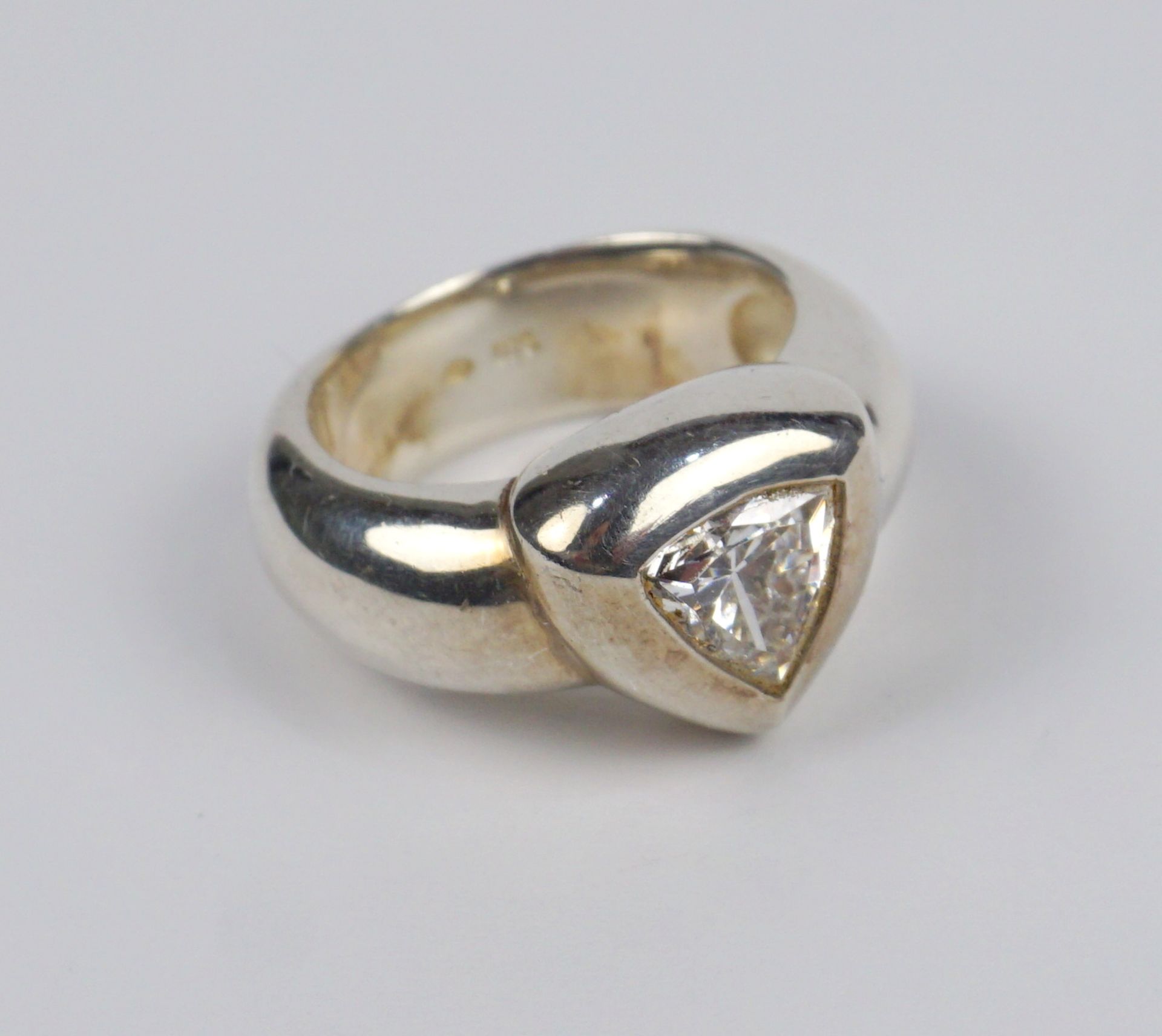 massiver Ring mit Zirkonia?, 925er Silber