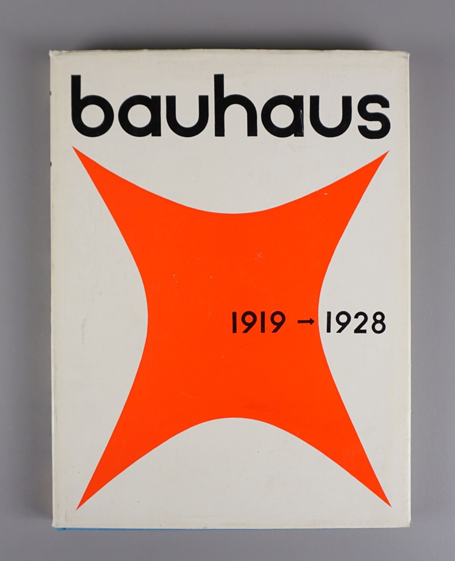 5 Bücher: Kunst in der Farbe, Bauhaus und Industriedesign - Image 3 of 6