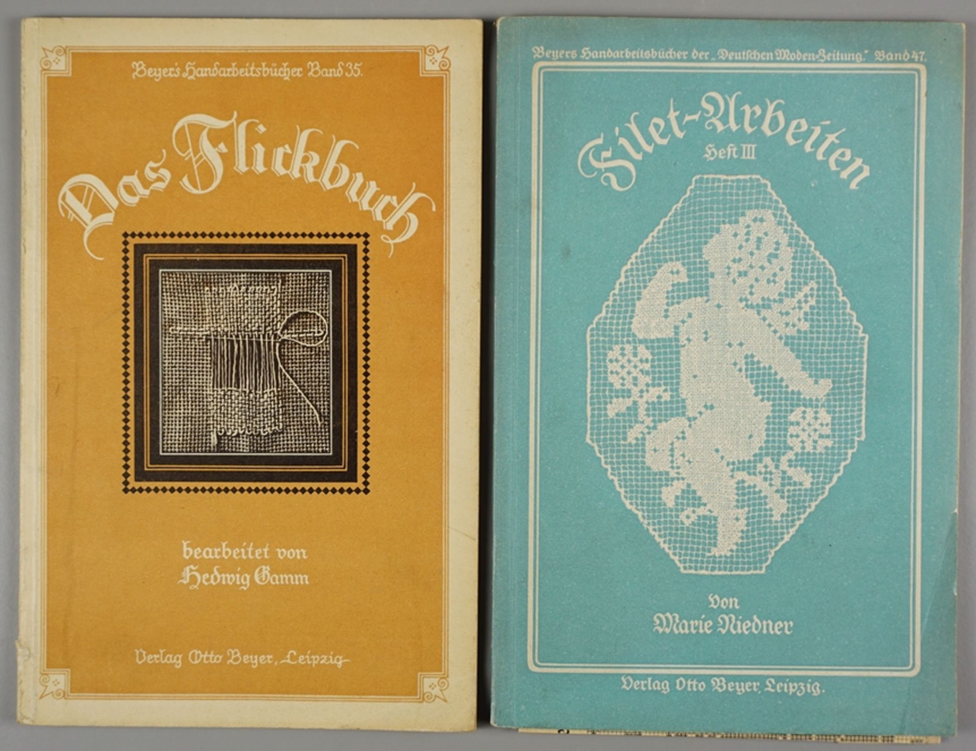 2 Hefte "Beyers Handarbeitsbücher", Bde. 35 und 47, Verlag Otto Beyer, Leipzig