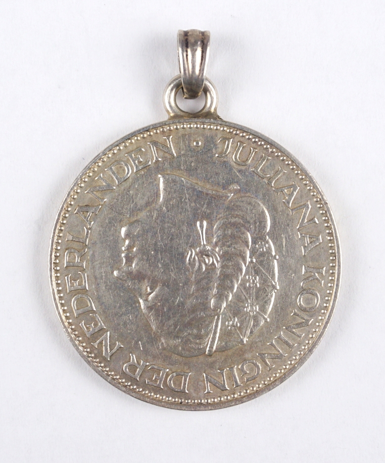 2½ Gulden, 1960, Niederlande, 720er Silber, mit angelöteter Öse 