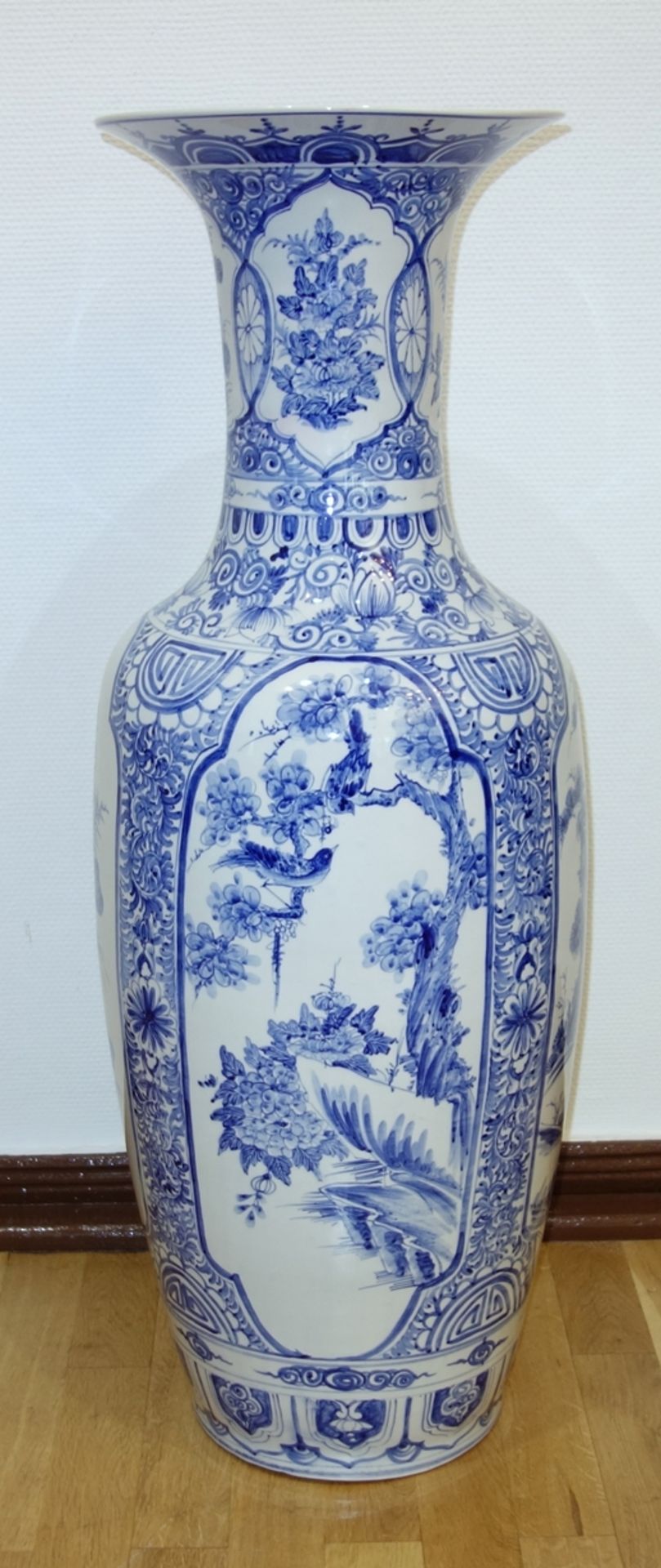 Große Bodenvase, Asien, 20.Jh. - Image 2 of 2