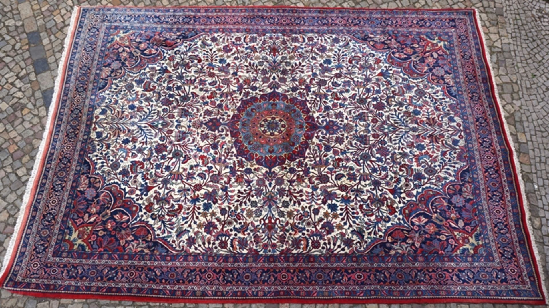 großer Teppich, Persien