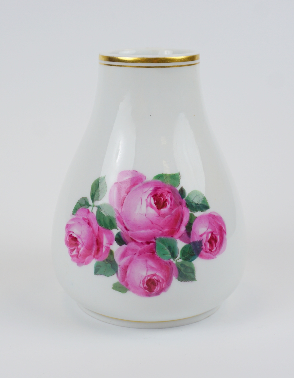 Vase mit Rosendekor, Meissen, Knaufzeit (1815-1924)