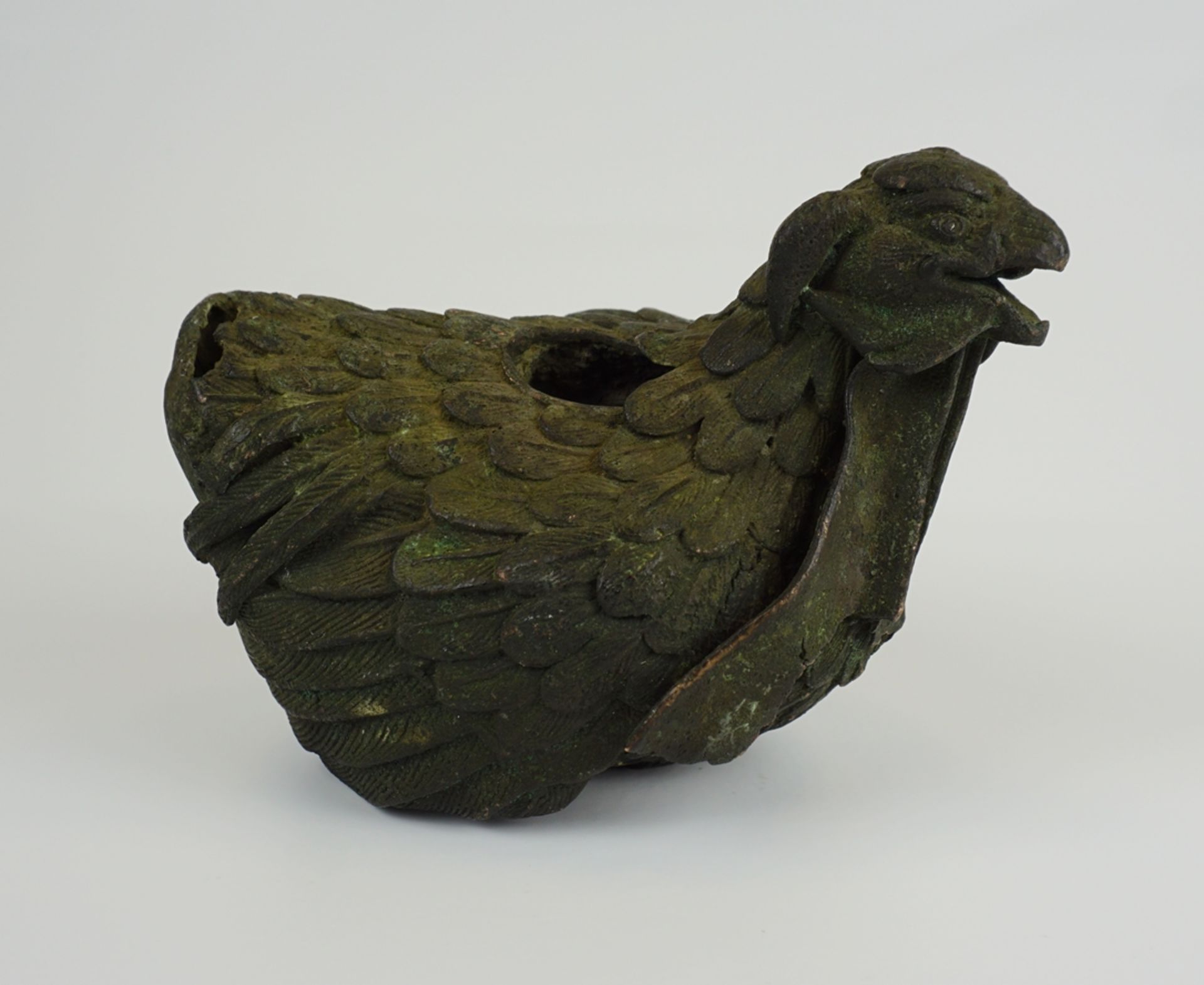 Fragment eines Huhns, wohl Japan, 19. Jh., Bronze