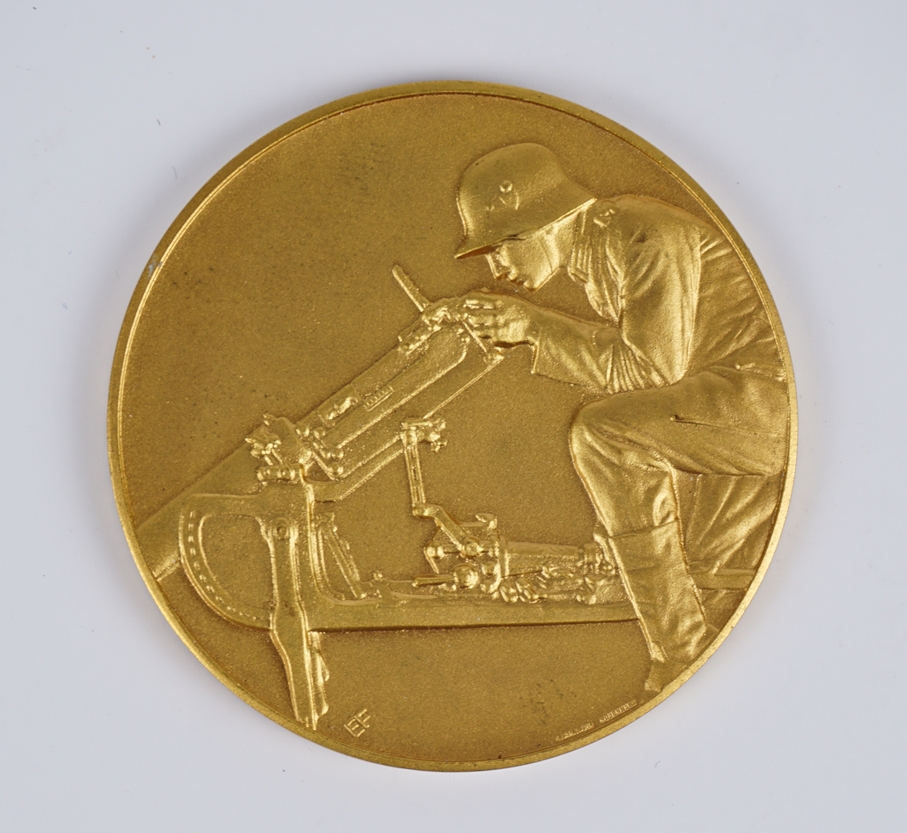 Reichswehr, nichttragbare Siegermedaille "Preisrichten 1934, 1. Preis, 12. Infanterie Regiment" (MG