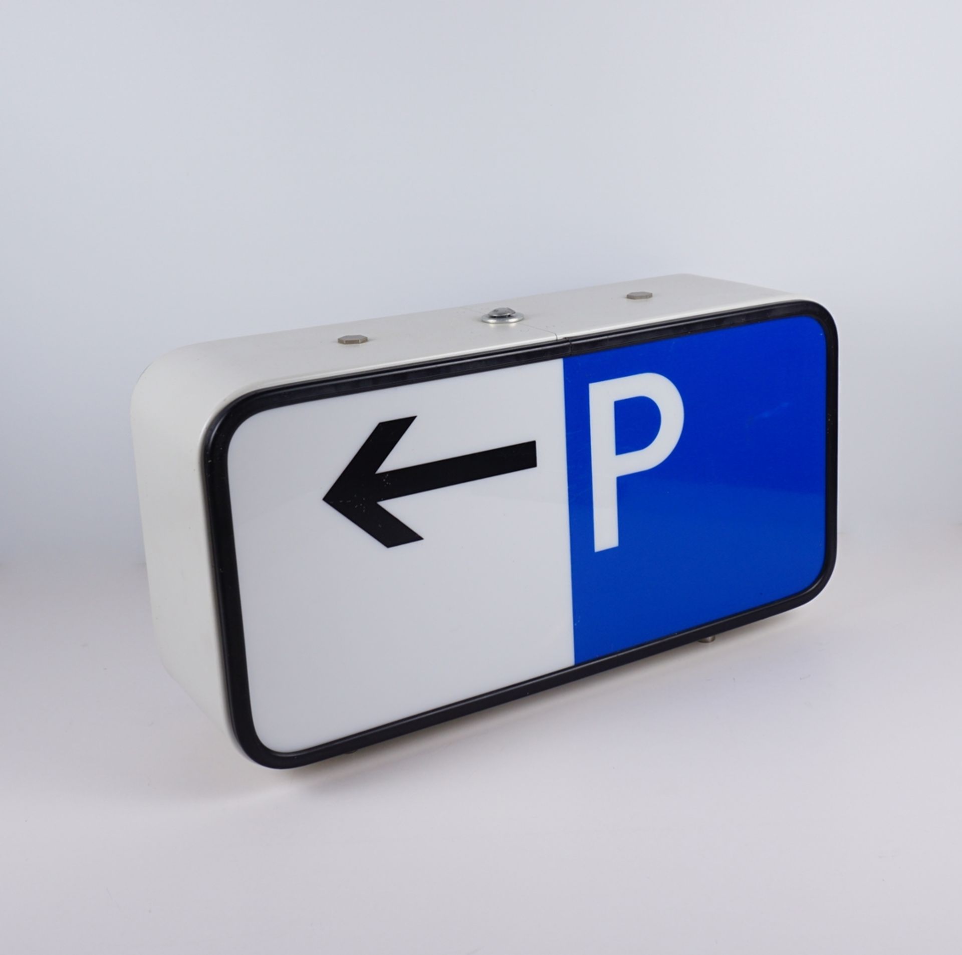Parkplatz-Hinweisschild, Hersteller ERCO, beleuchtet, 2.Hälfte 20.Jh. - Bild 2 aus 3