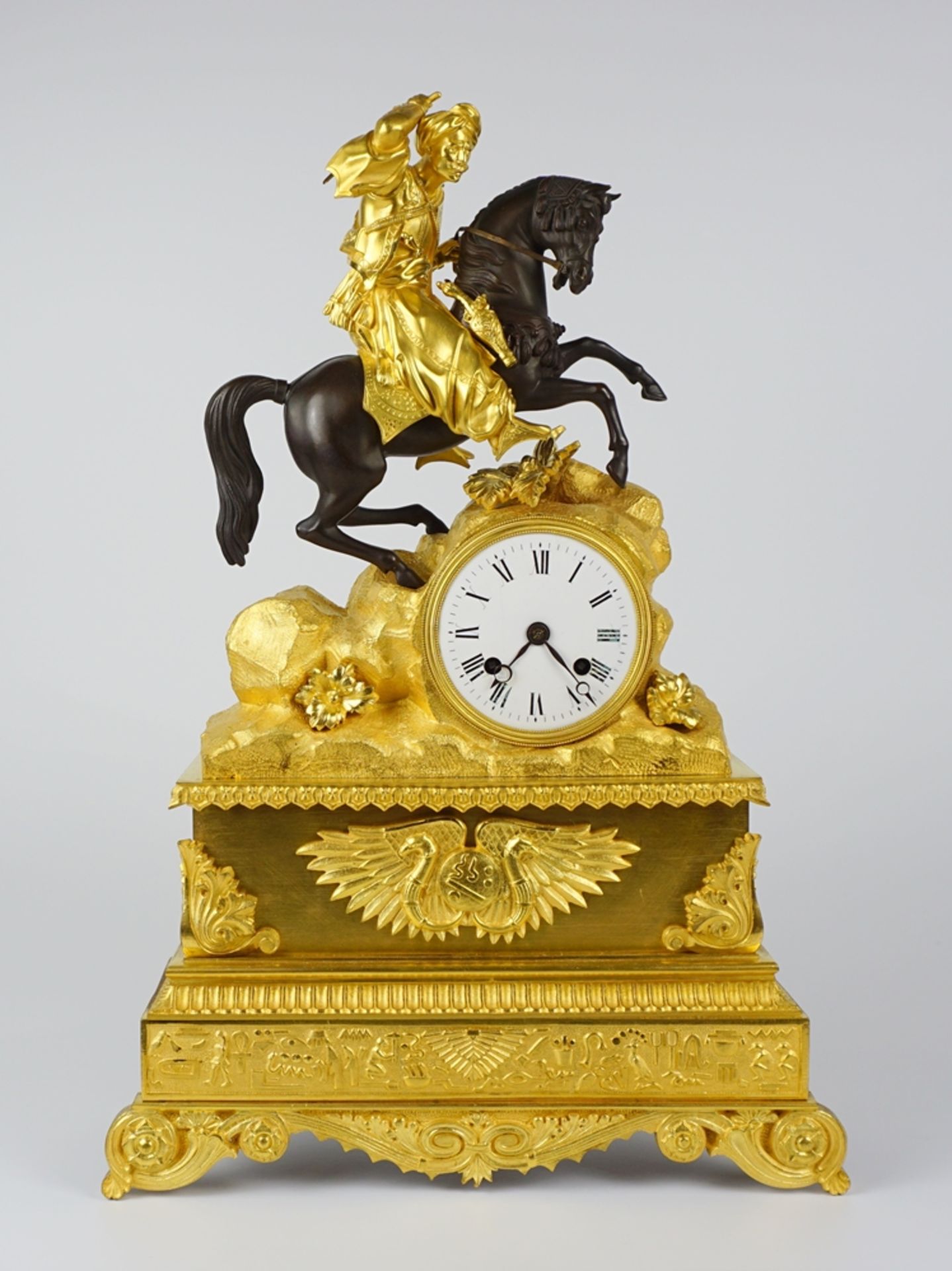 Figürliche Bronze-doré-Pendule, Frankreich um 1835/40