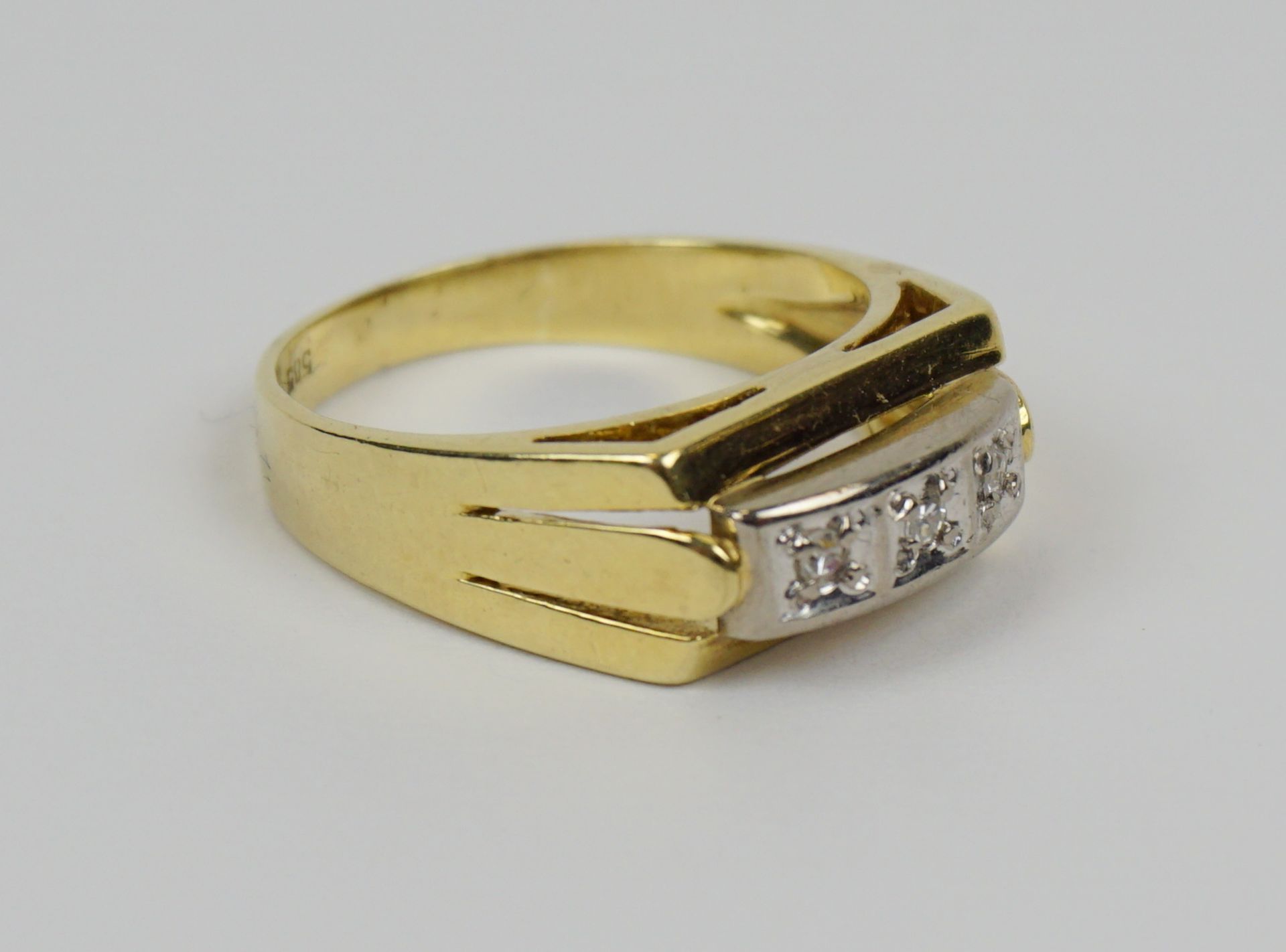 Ring mit 3 Dia.-Brillanten, 585er Gold, Gew.4,21g - Bild 2 aus 2
