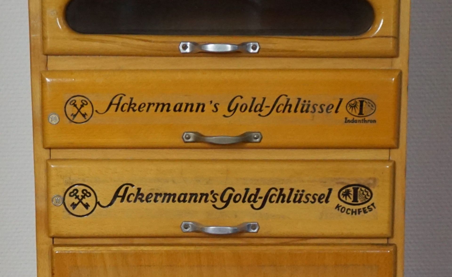 Nähseidenschrank "Ackermann`s Gold-Schlüssel" - Bild 4 aus 5