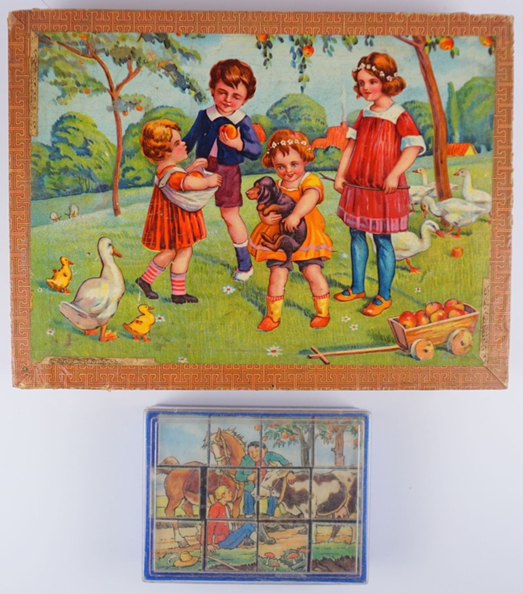 2 Würfelpuzzle / Bilderbaukästen, 1930er und 1960er Jahre