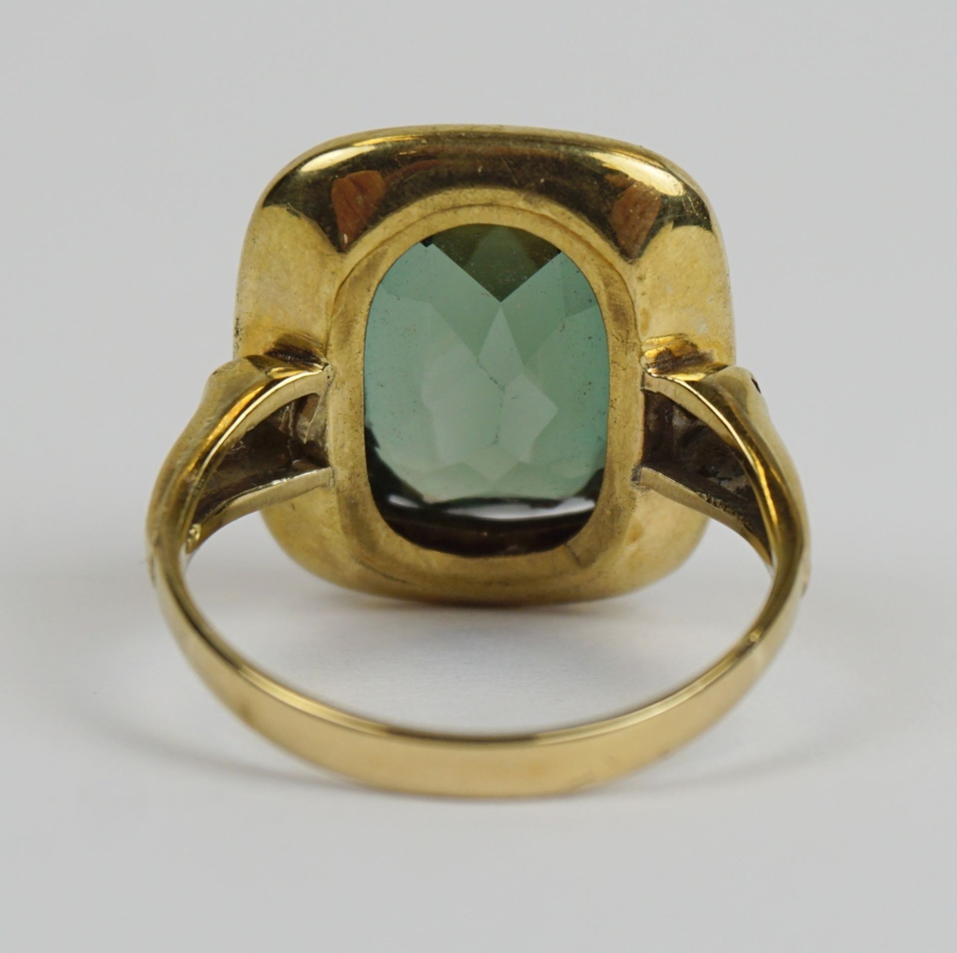 Ring mit turmalingrünem Stein, 333er Gold, Gew.5,6g - Bild 3 aus 3