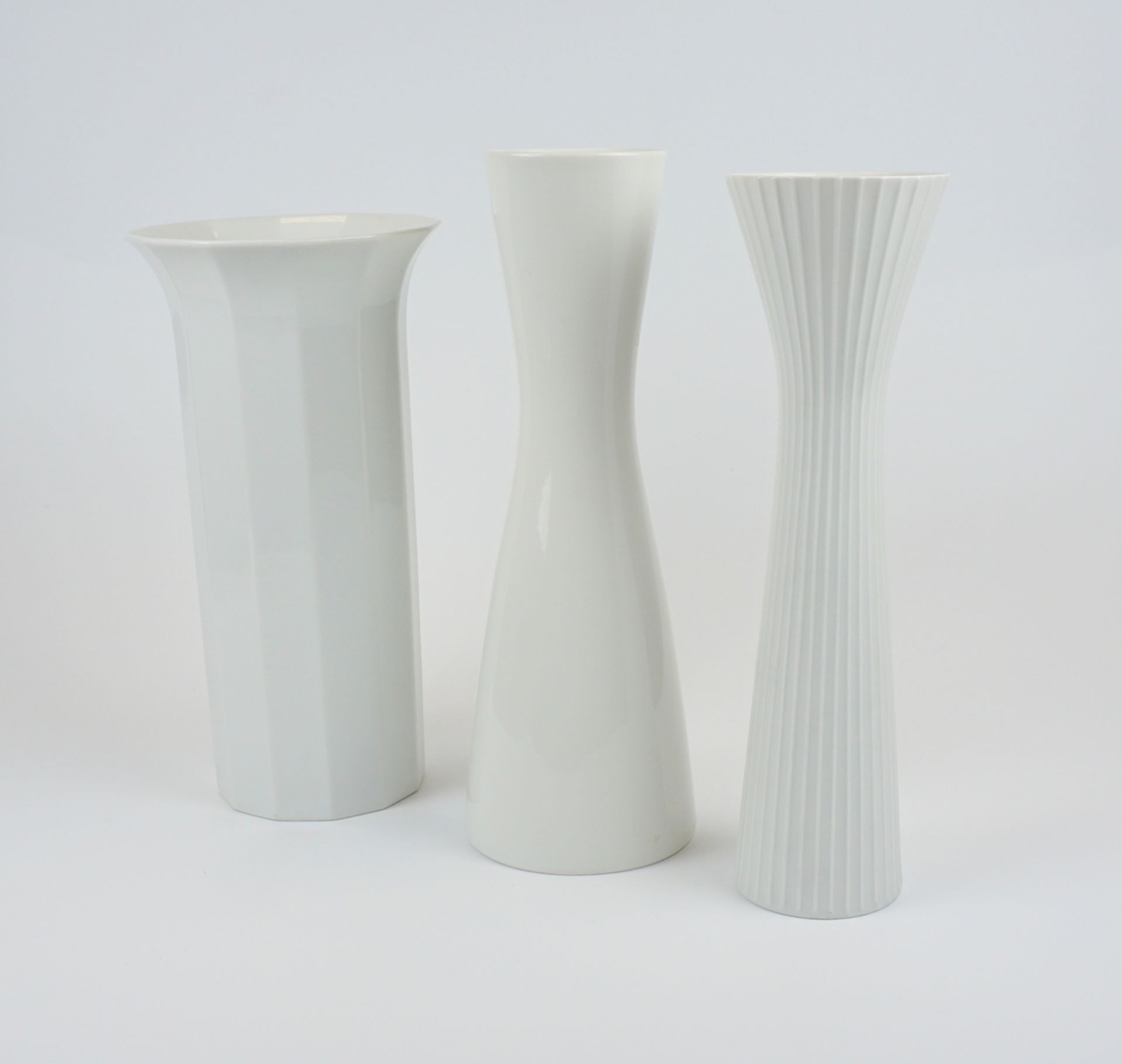3 große Vasen, Weißware, glasiert, Rosenthal