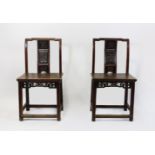Paar chinesische Stühle