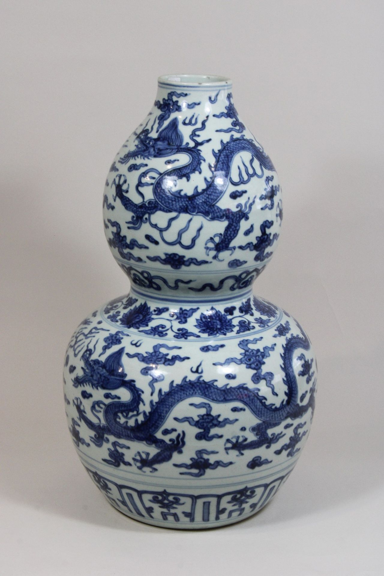 Hulupingvase, China, Porzellan