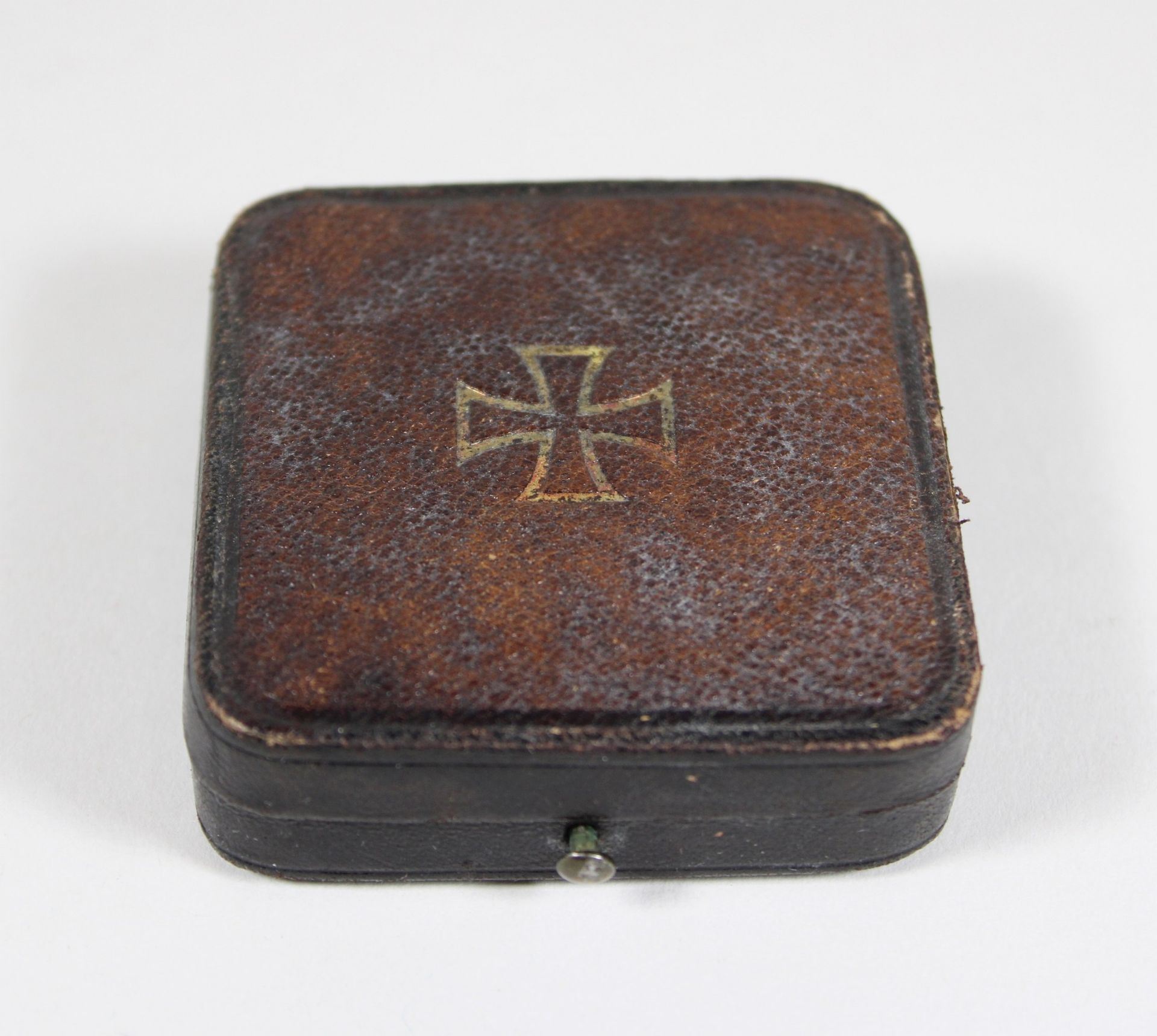 Eisernes Kreuz, 1. Klasse mit Etui, Rückseite: Widmung. - Image 2 of 4