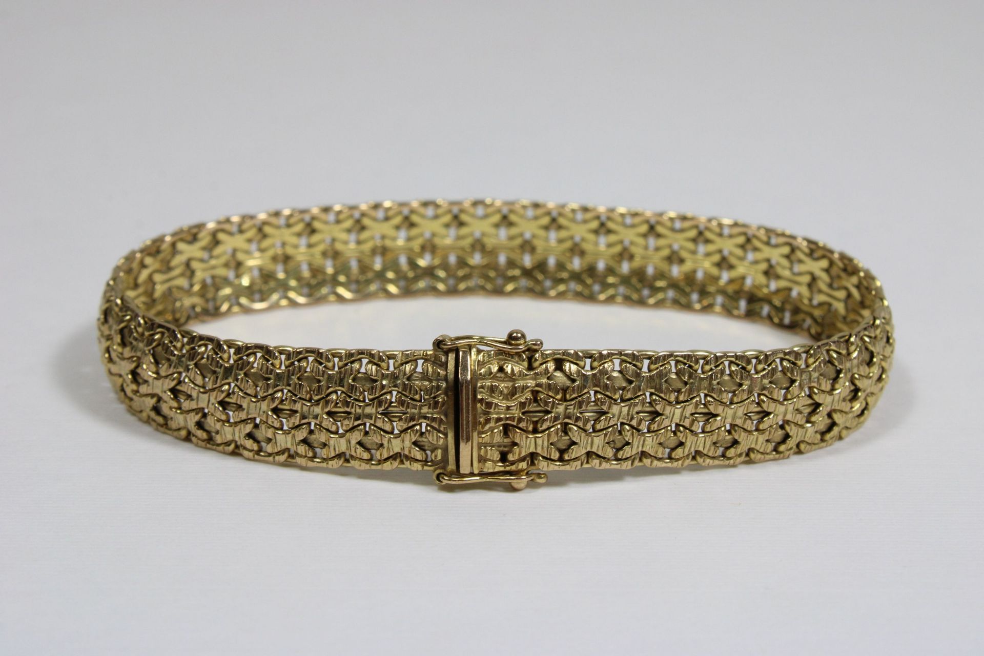 Armband, 333er Gold, strukturiertes Muster, Kastenverschluss - Image 3 of 3