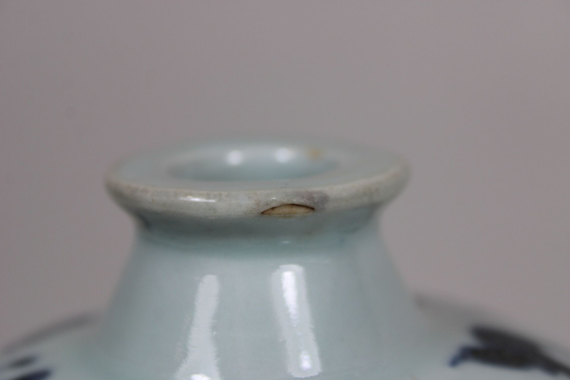 Meiping Vase, China, blau-weiß Unterglasur, Blumen- und Rankendekor - Bild 2 aus 3