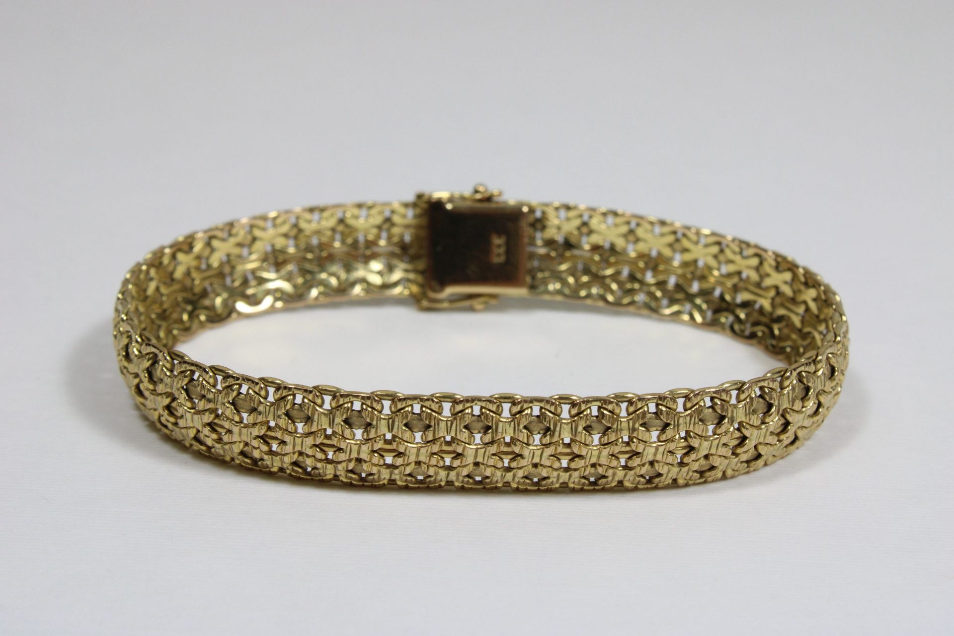 Armband, 333er Gold, strukturiertes Muster, Kastenverschluss