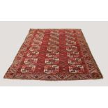 Turkaman, Teppich. Maße: 262 x 215 cm.