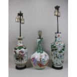 3 Vasen, China, Porzellan, als Lampen elektrifiziert, polychrom bemalt