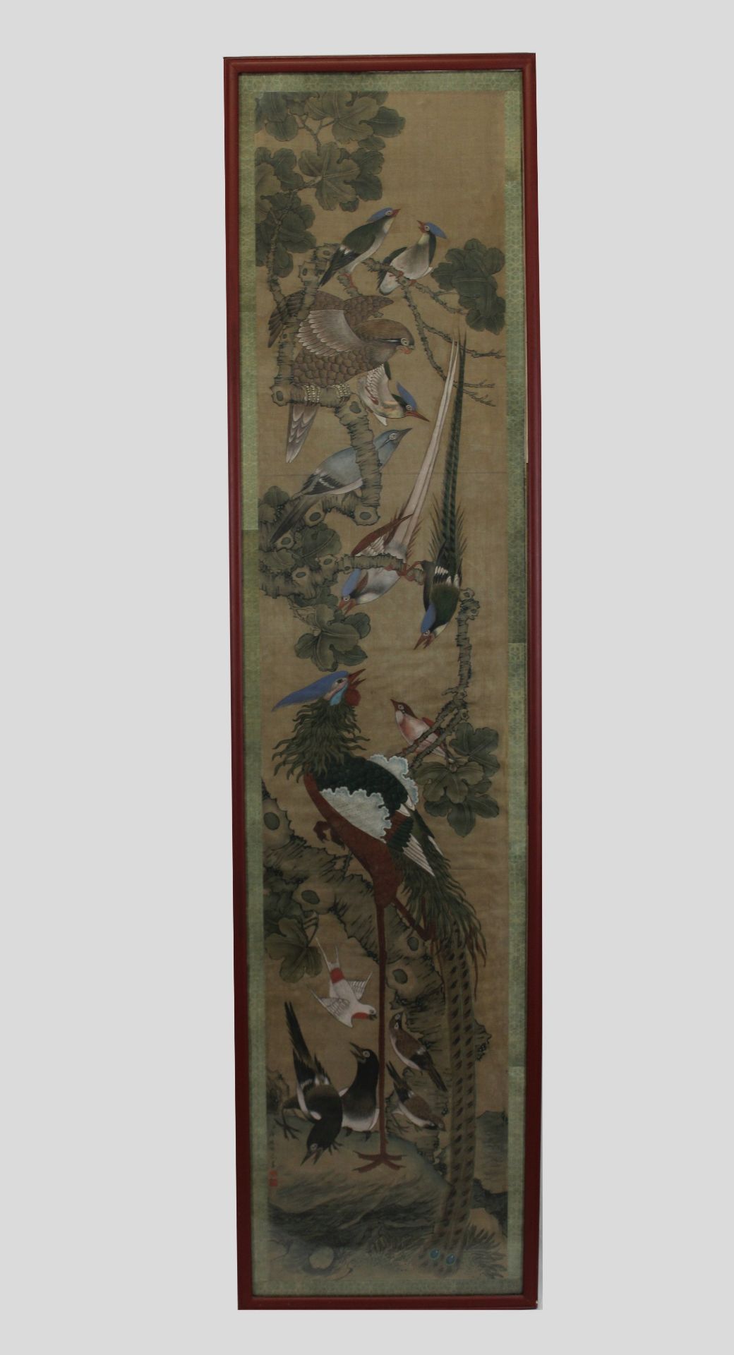 Japanische Stoffmalerei, wohl signiert, Blumendekor und Vogeldarstellung
