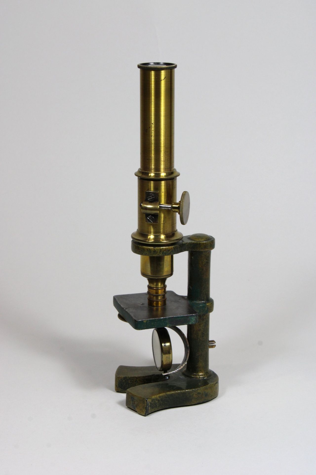 Reisemikroskop, Messing, in Holzbox