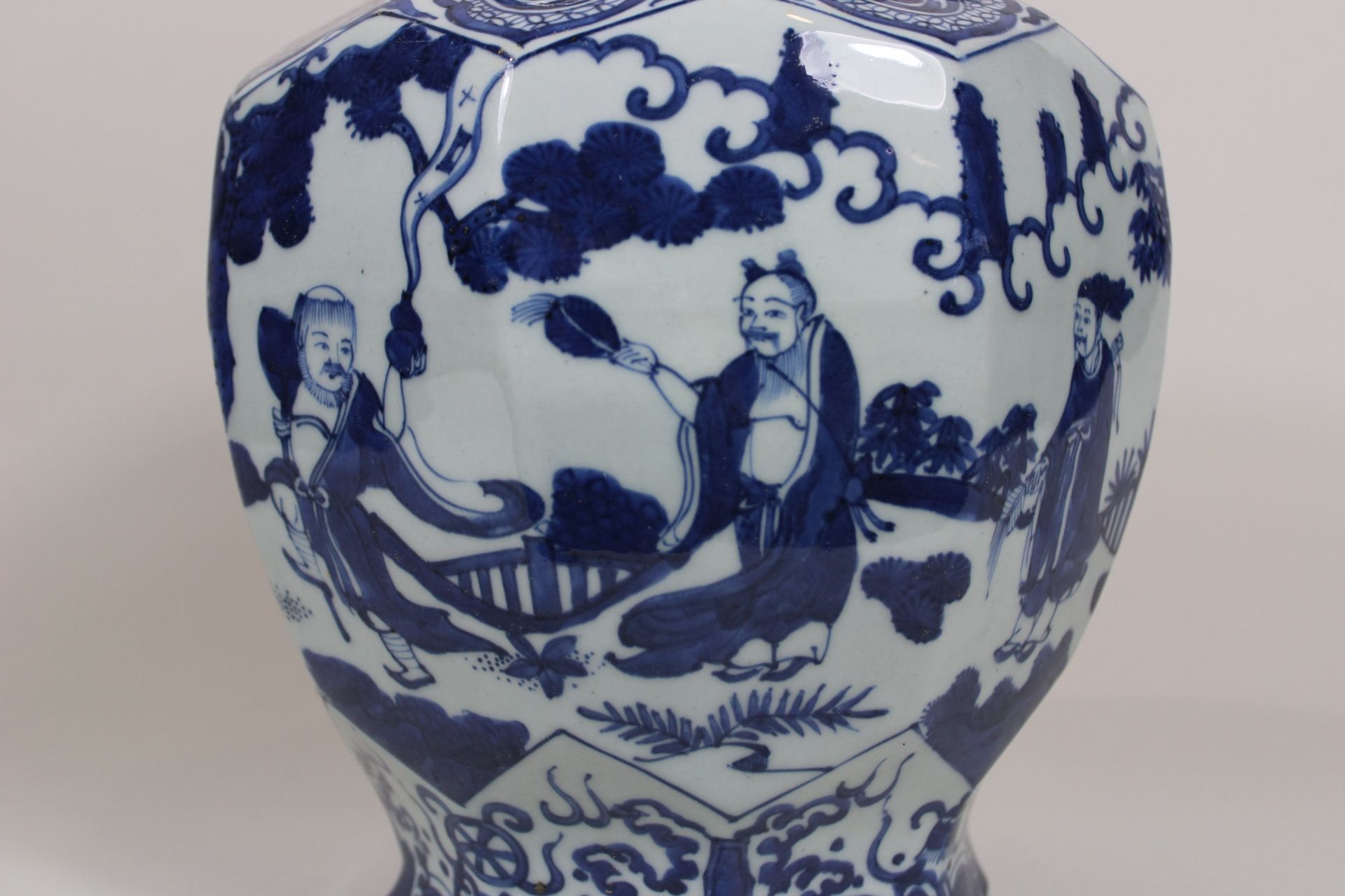 Vase, China, Porzellan, blau-weiß Unterglasur, Wanli (1573-1620) - Bild 4 aus 6