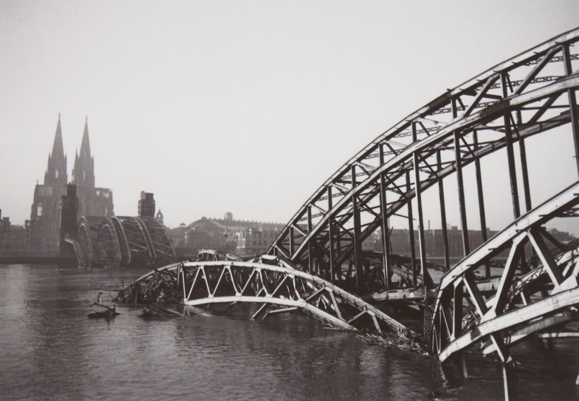 DICK, Walter: Hohenzollernbrücke im Wasser - Bild 2 aus 2