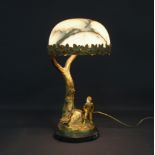 Tischlampe in Form eines Baumes