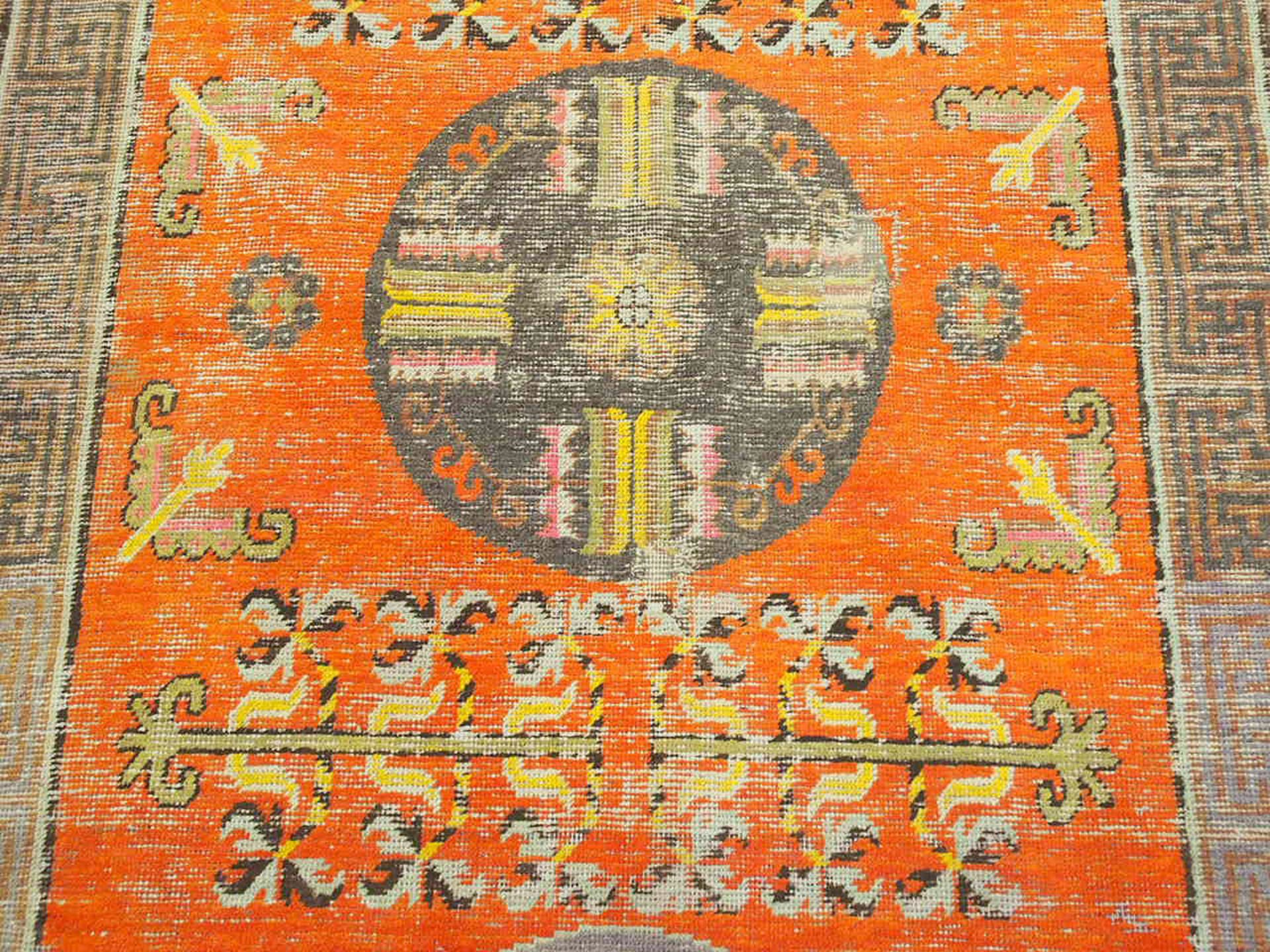 Khotan, 282 x 145 cm, Zustand D, 19. Jahrhundert - Image 4 of 4