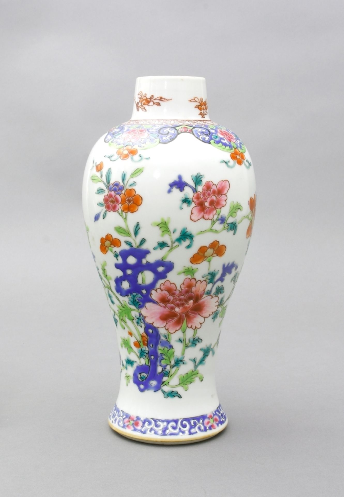 China, Vase, Porzellan Balusterform