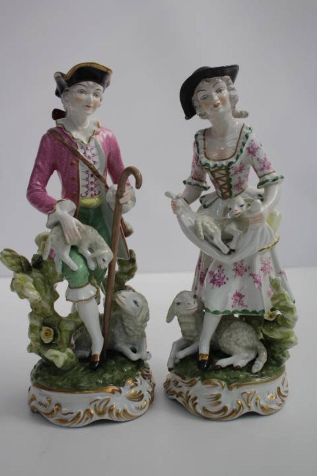 2 Porzellan Figuren