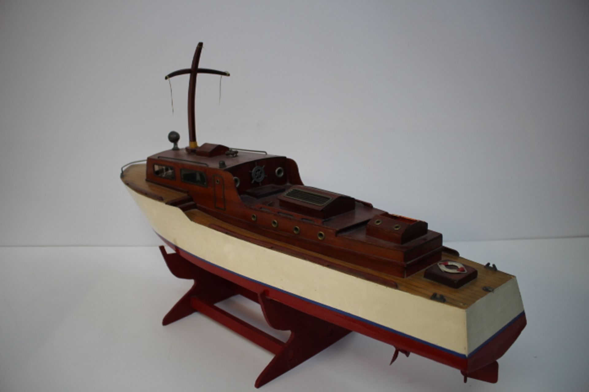 Modellschiff Eigenbau - Bild 3 aus 3