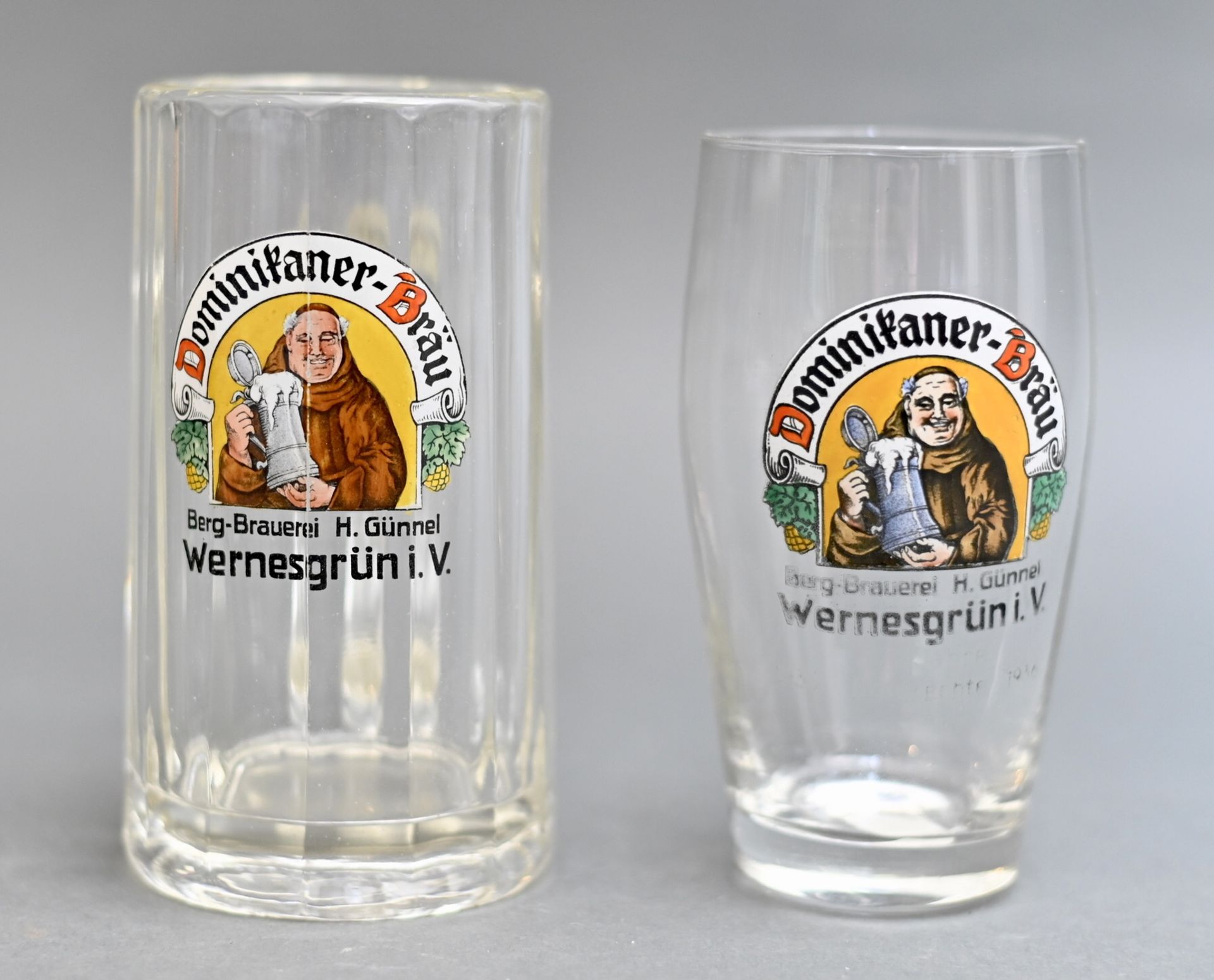 Ein Henkel- und ein Becherglas "Dominikaner Bräu Wernesgrün im Vogtland", Henkelglas geeicht 6/