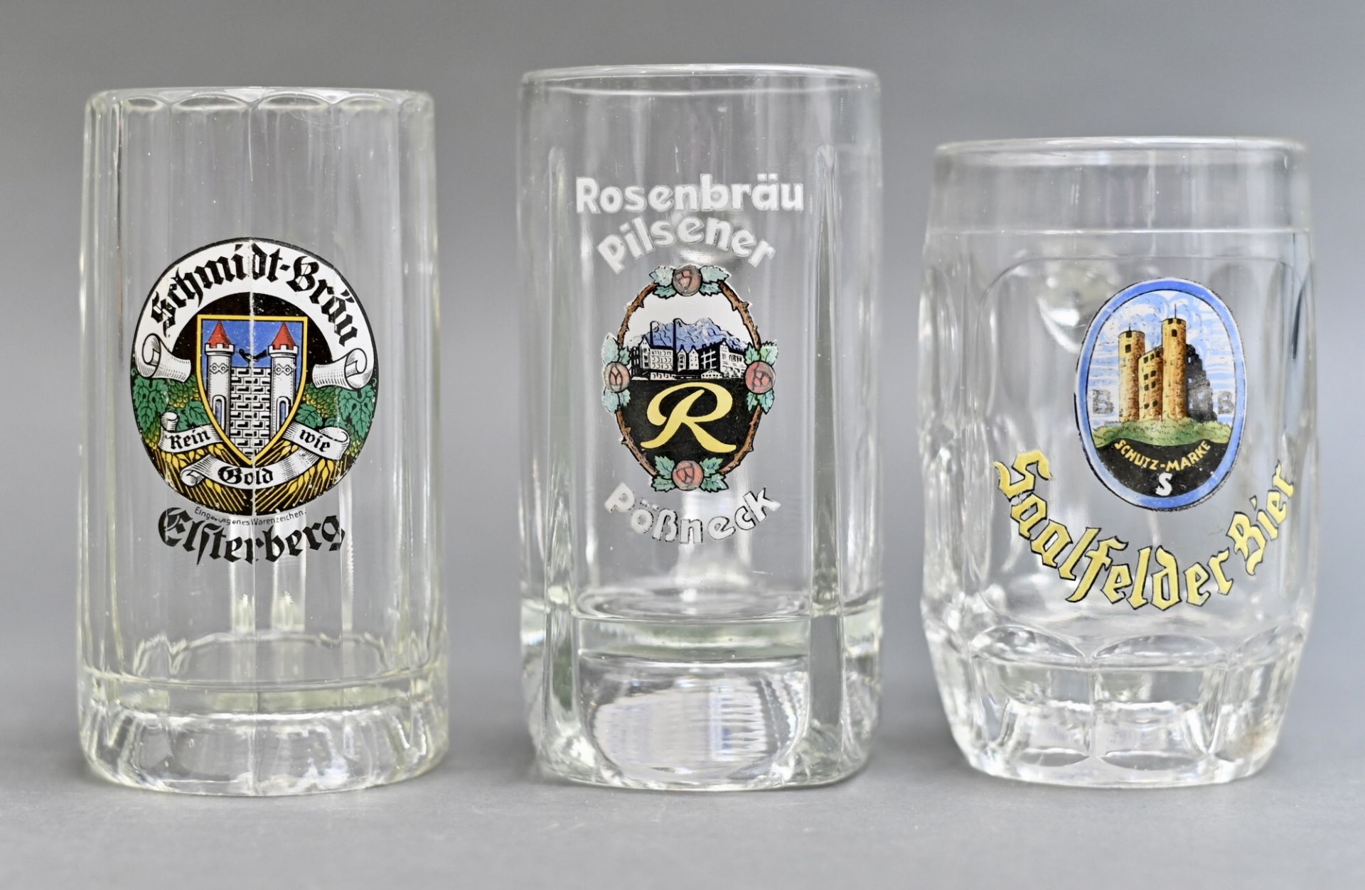 Drei Henkelgläser, "Saalfelder Bier", "Schmidt-Bräu Elsterberg", "Rosenbräu-Pilsener Pößneck",